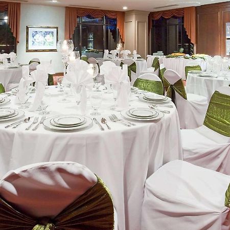 Ramada By Wyndham Minneapolis Airport - Eagan Bagian luar foto