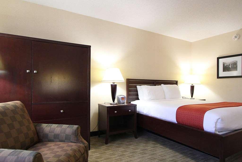Ramada By Wyndham Minneapolis Airport - Eagan Ruang foto