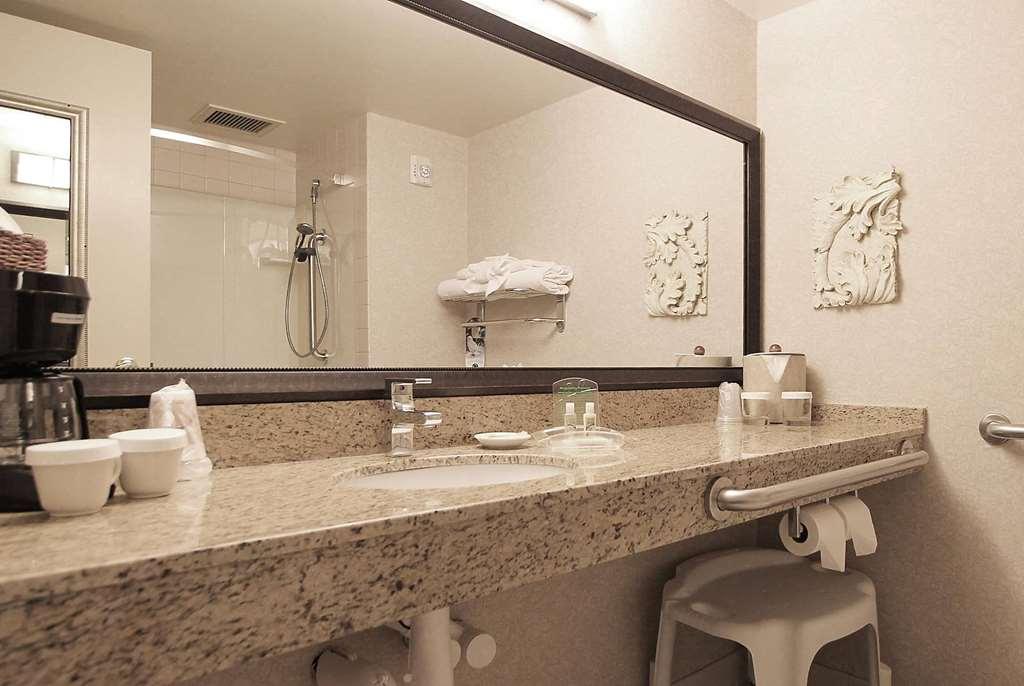 Ramada By Wyndham Minneapolis Airport - Eagan Bagian luar foto