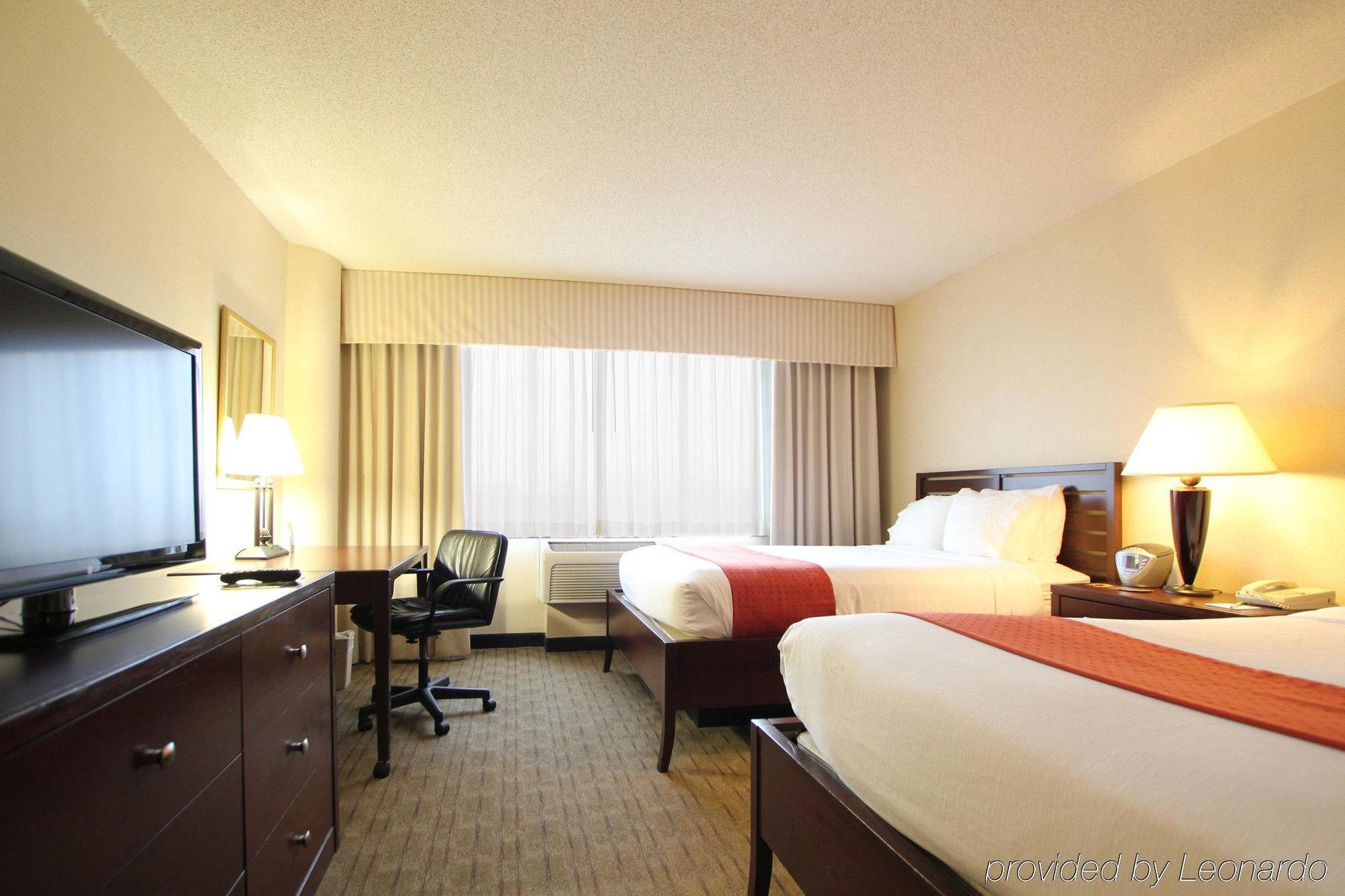 Ramada By Wyndham Minneapolis Airport - Eagan Bagian luar foto