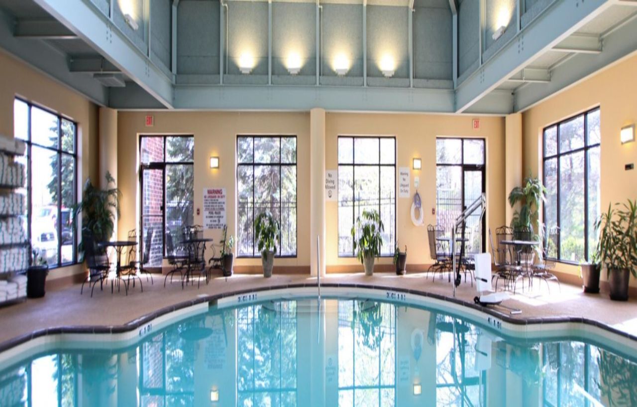 Ramada By Wyndham Minneapolis Airport - Eagan Bagian luar foto