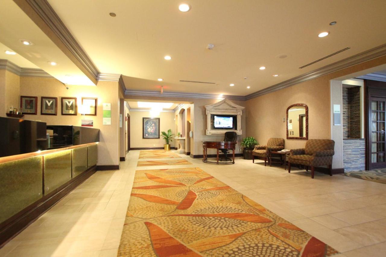 Ramada By Wyndham Minneapolis Airport - Eagan Bagian luar foto
