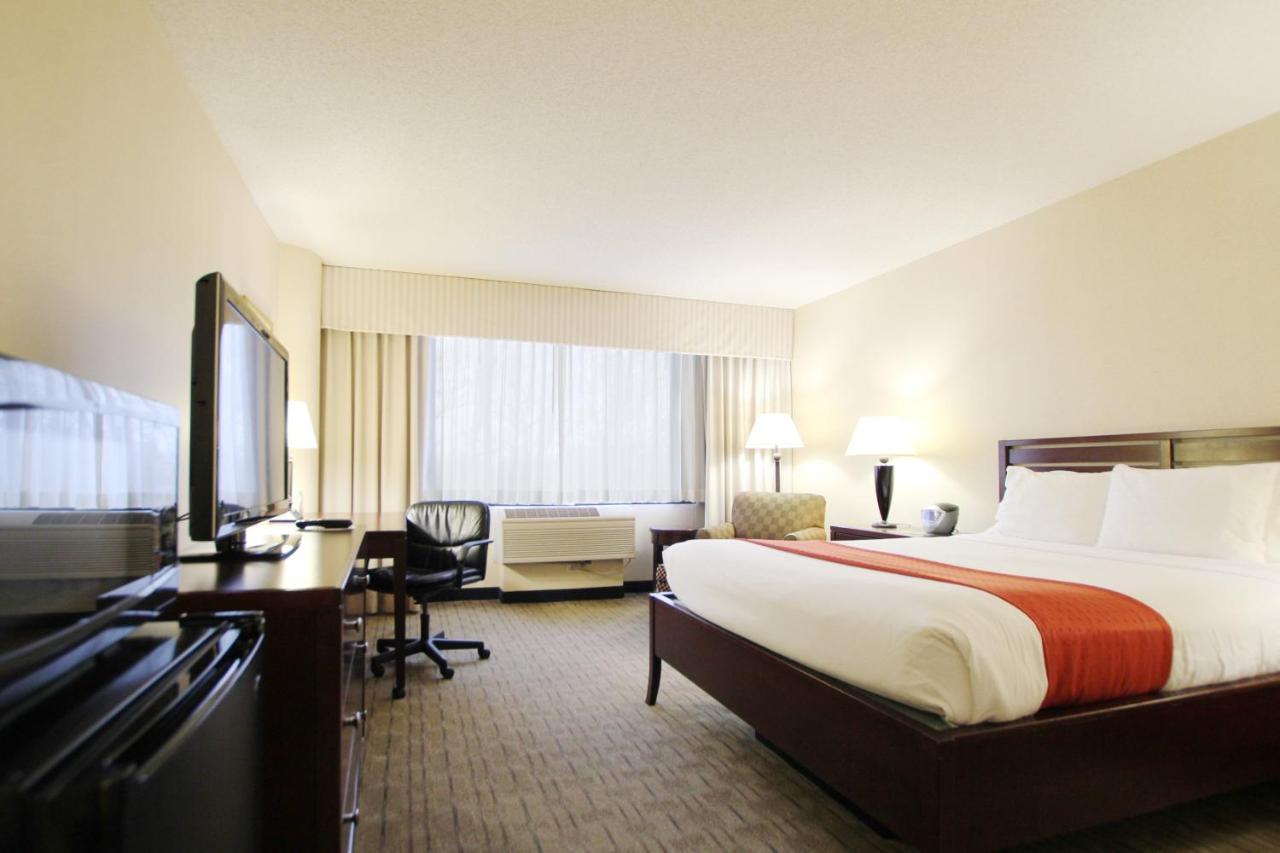 Ramada By Wyndham Minneapolis Airport - Eagan Bagian luar foto